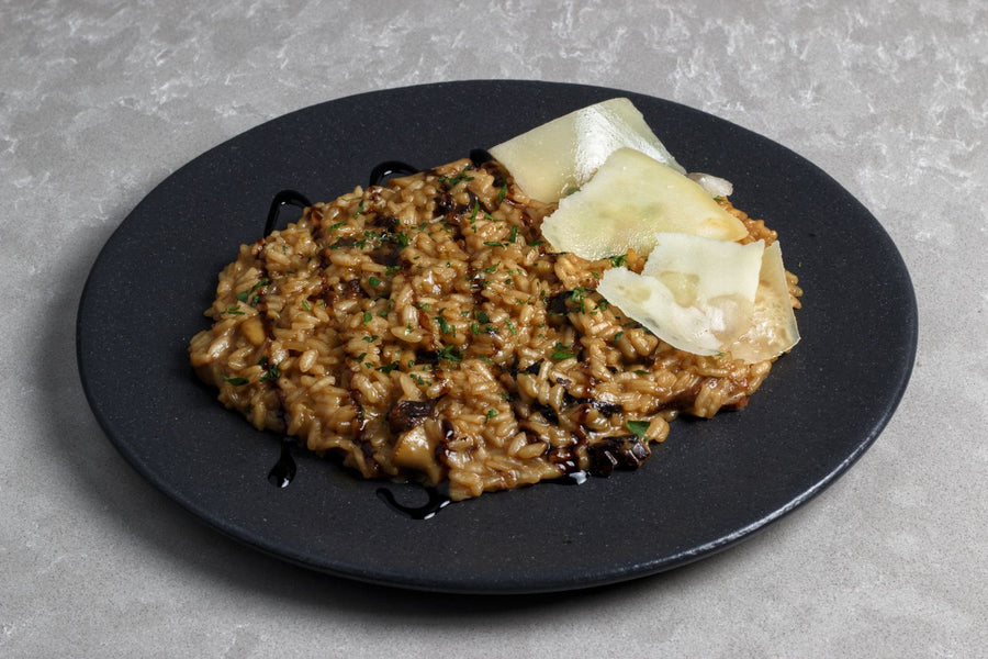 Mushroom risotto with Parmesan – photo by Adriano Bragi, Pexels